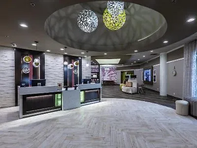 Hotel Doubletree By Hilton Salem - University, Nc Winston-Salem