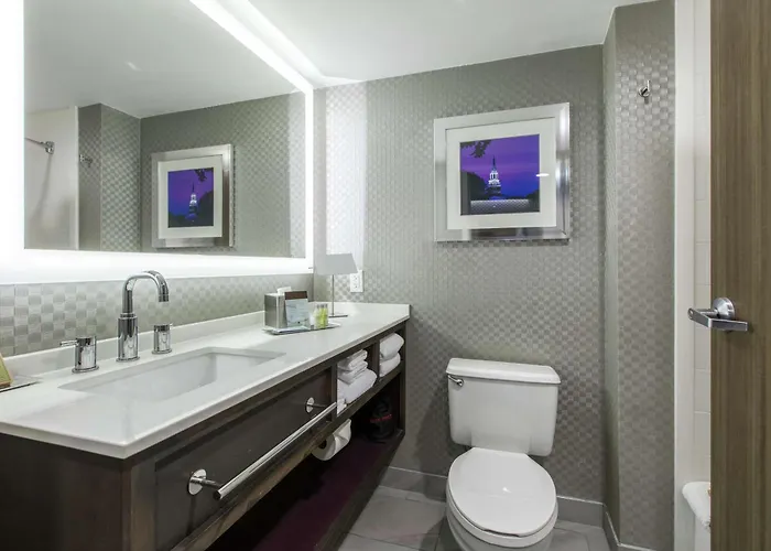 Doubletree By Hilton Salem - University, Nc 4* Winston-Salem