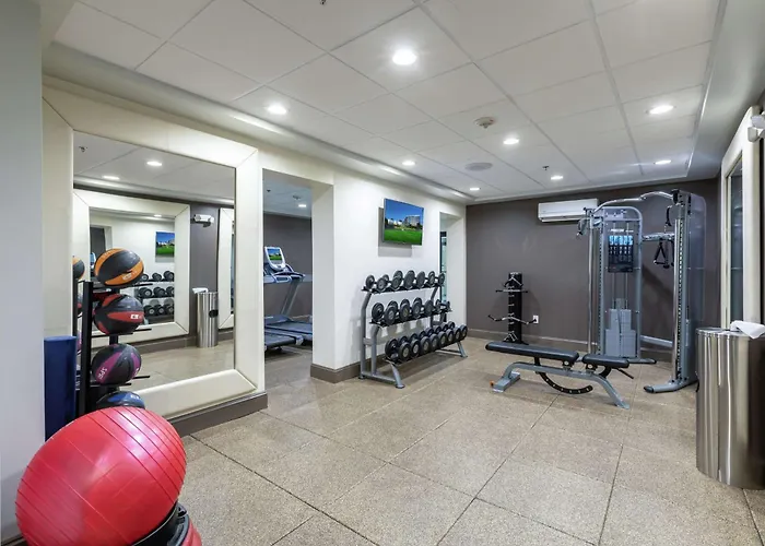 Hotel Doubletree By Hilton Salem - University, Nc