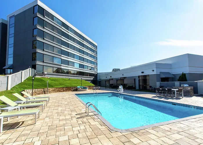 Doubletree By Hilton Salem - University, Nc Hotel