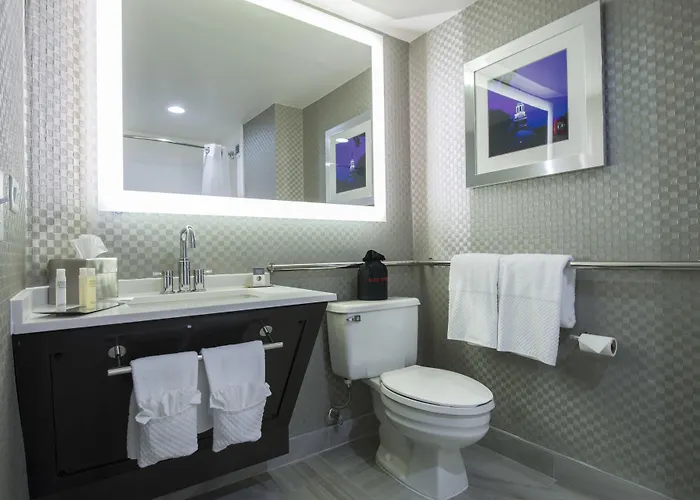Doubletree By Hilton Salem - University, Nc Hotel Winston-Salem