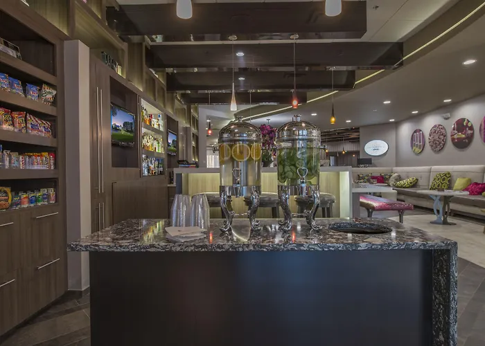Doubletree By Hilton Salem - University, Nc 4*