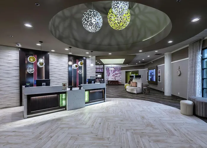 Hotel Doubletree By Hilton Salem - University, Nc Winston-Salem