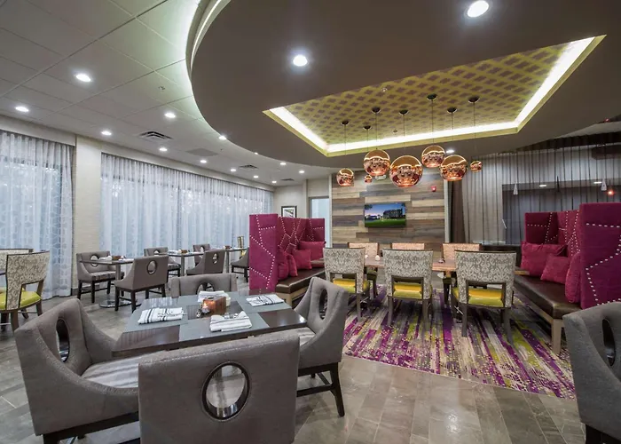 Doubletree By Hilton Salem - University, Nc 4*