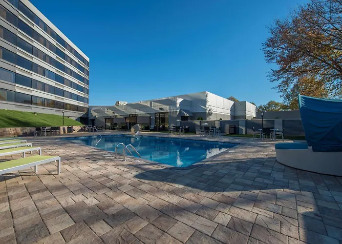 Hotel Doubletree By Hilton Salem - University, Nc 4*