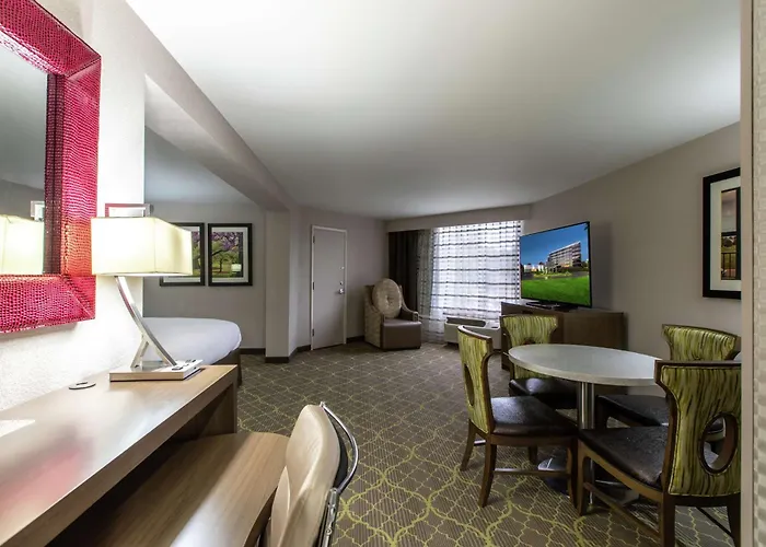 Doubletree By Hilton Salem - University, Nc Hotel