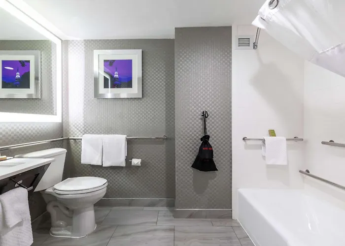 Doubletree By Hilton Salem - University, Nc Hotel 4*