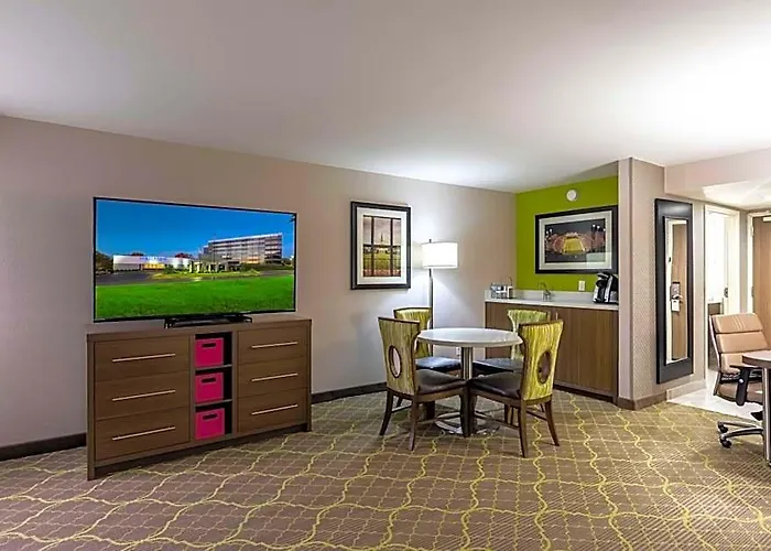 Doubletree By Hilton Salem - University, Nc Winston-Salem