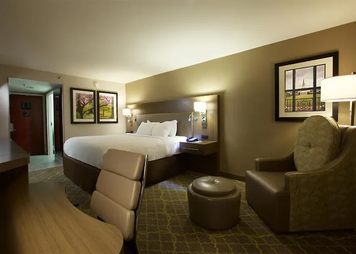 Doubletree By Hilton Salem - University, Nc Hotel 4*